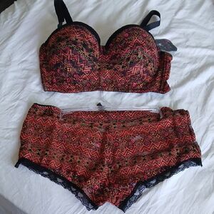 Printed Lace-Trim Bra & Short Set - Red Multi